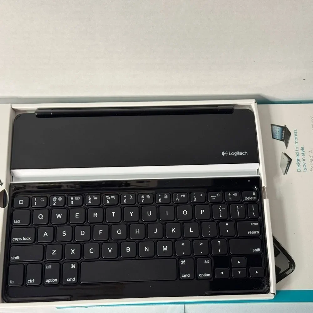 Logitech Ultrathin Keyboard Cover designed for iPad 2, iPad new in box